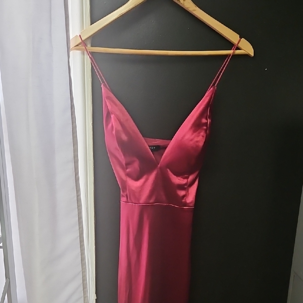Entry Deep Burgundy Backless Dress